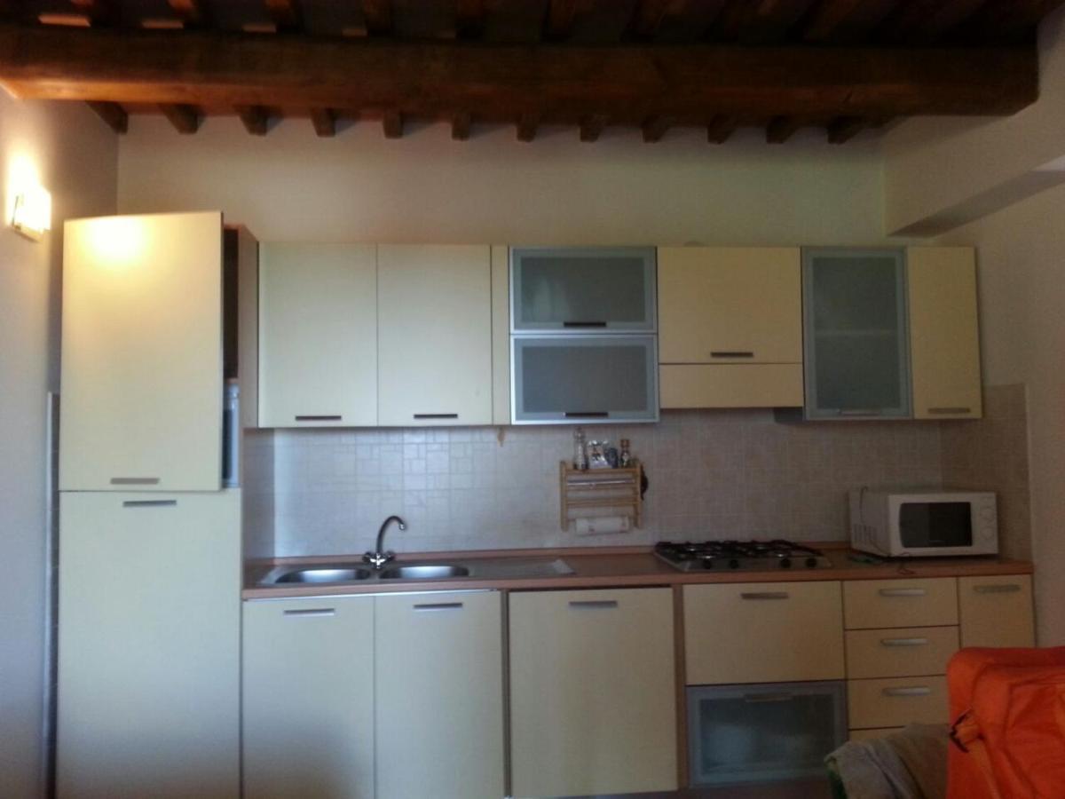 Il Poggio Da Leo Lägenhet Capanne Exteriör bild